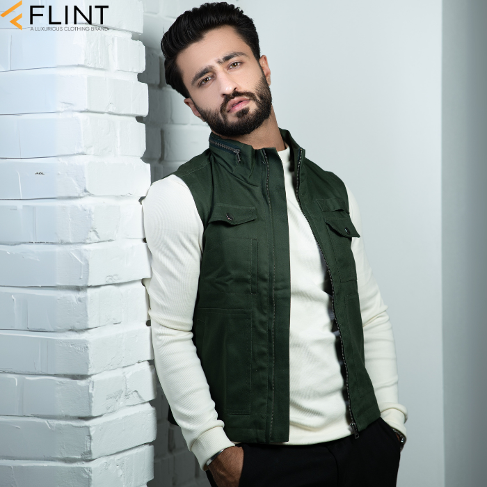 Short Jacket Sleeveless (Bottle Green Color)