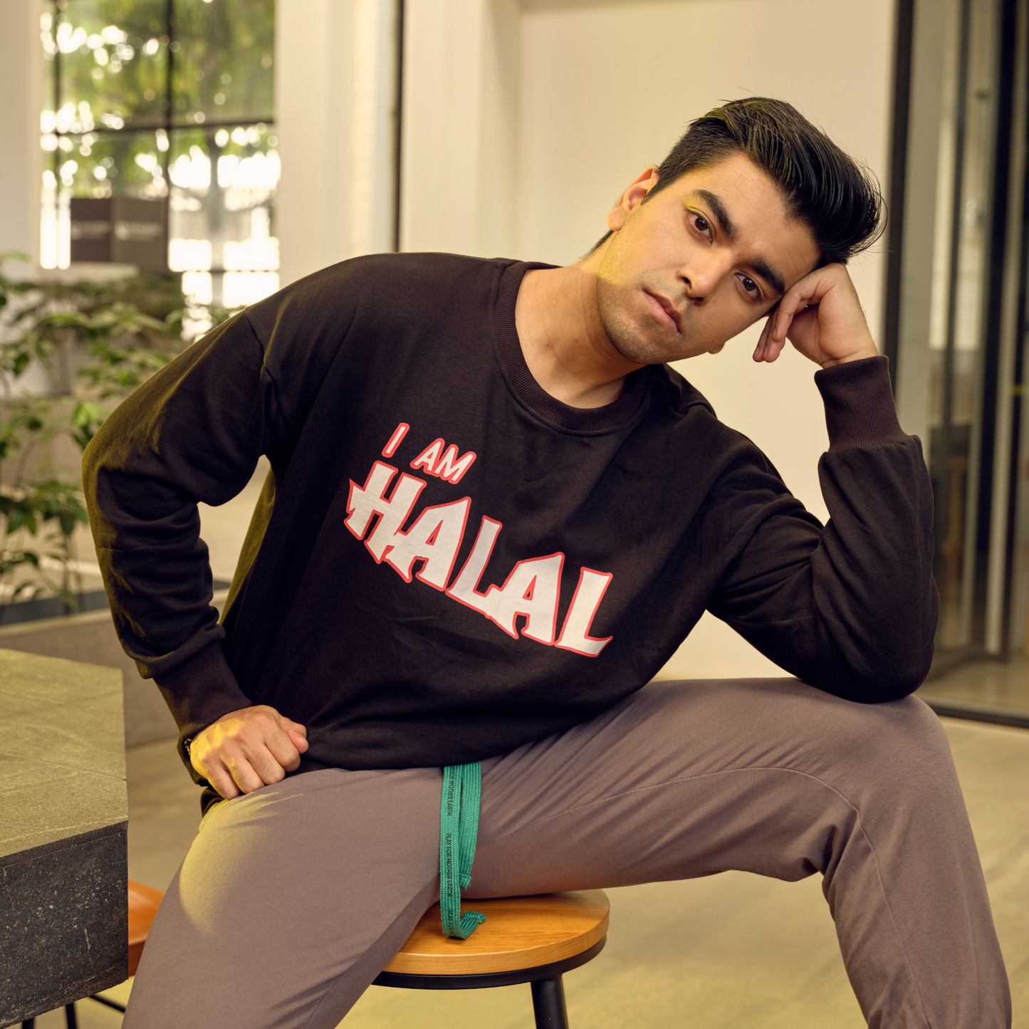 Sweat Shirt ( Black)